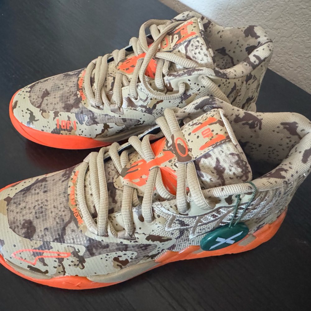 Puma MB.01 Digital JR in Khaki and Orange